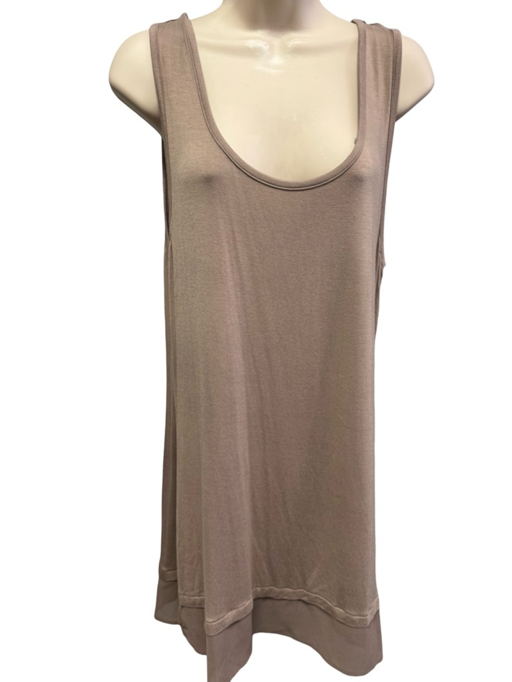 1074 / Simply Noelle Taupe Chiffon Trim Top Women’s Size XXL NWT